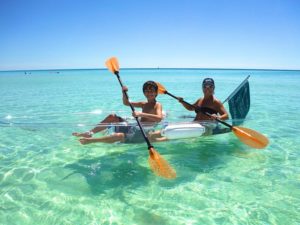 2017年の夏は、船を透明にしたクリスタル・カヤックで決まり